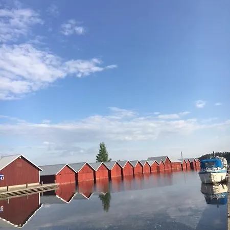 Lomatila Ollila Farm Фермерский дом *